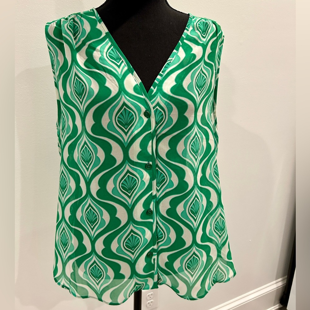 Cabi top in large